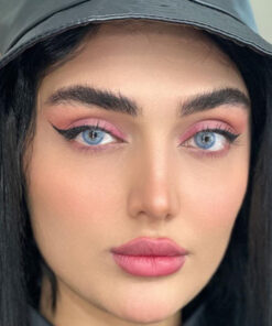 خرید لنز آبی رنگ لوتوس